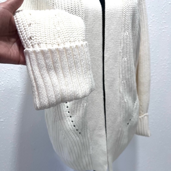 Abercrombie & Fitch Women's Ivory basket weave knit open-Cardigan L - Picture 7 of 7